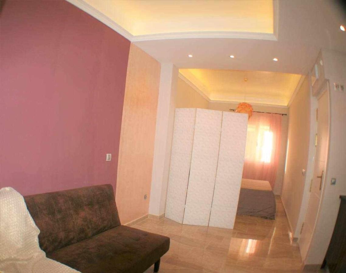 Apartamento con terraza céntrico moderno Nuevo Madrid Exterior foto