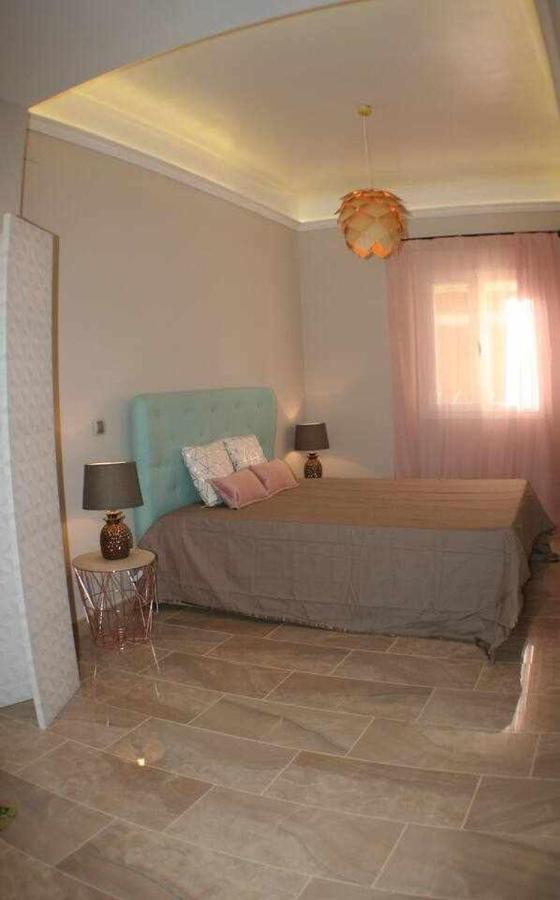 Apartamento con terraza céntrico moderno Nuevo Madrid Exterior foto