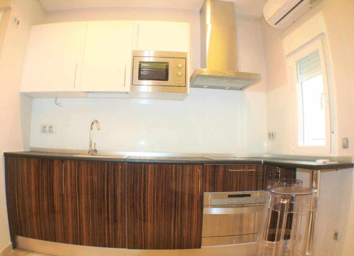 Apartamento con terraza céntrico moderno Nuevo Madrid Exterior foto