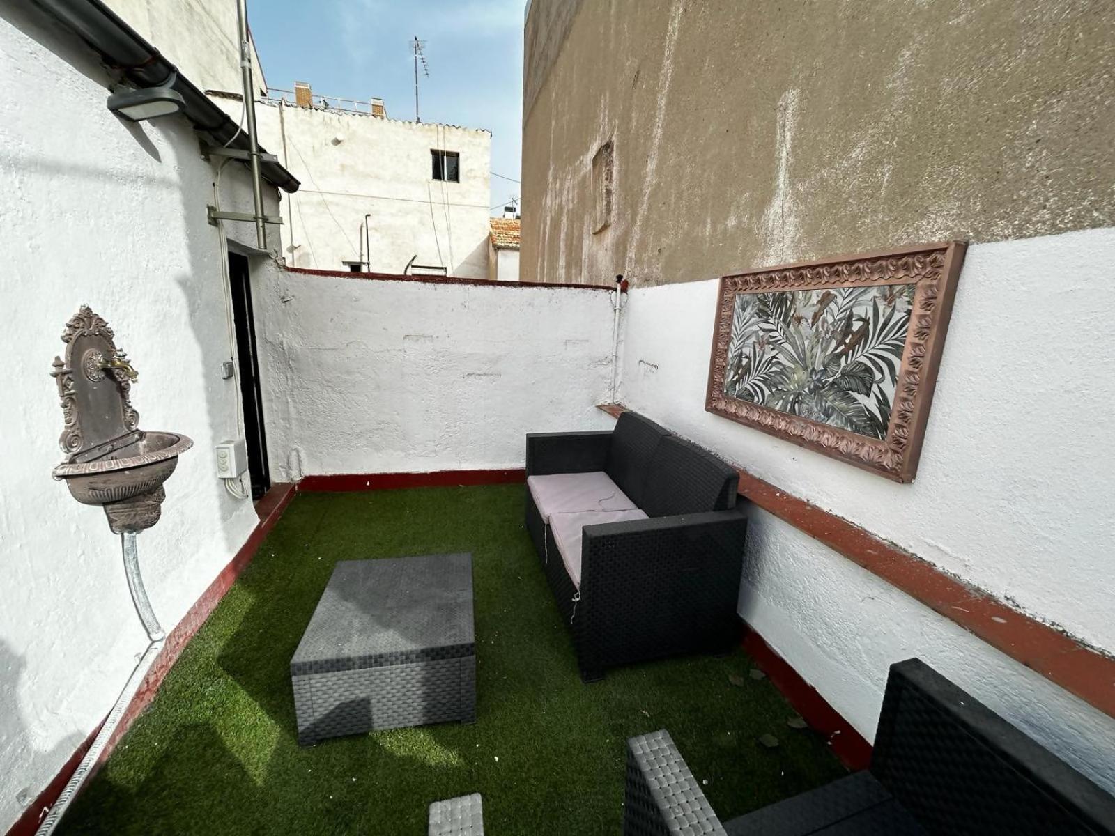 Apartamento con terraza céntrico moderno Nuevo Madrid Exterior foto